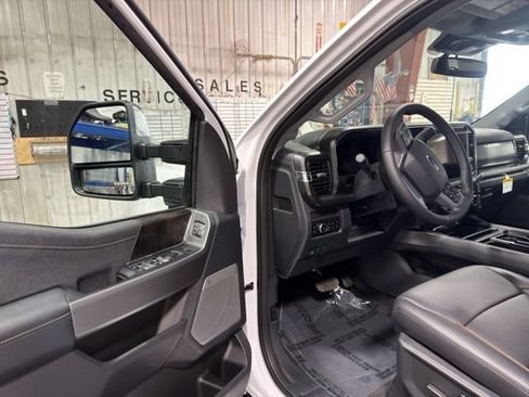 New 2026 Ford F350 Lariat w/ Lariat Premium Package AWD/4WD image 18
