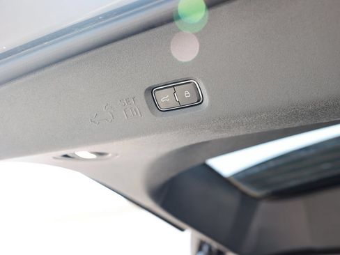 Used 2025 Lincoln Navigator Reserve AWD/4WD image 39