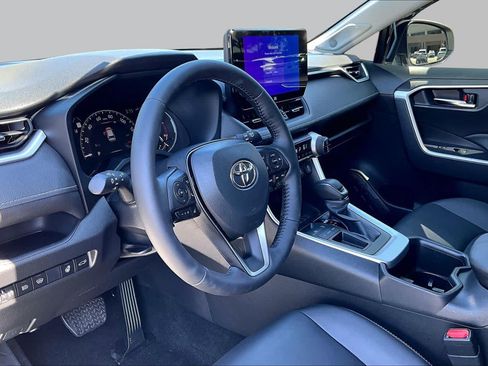 Used 2025 Toyota RAV4 XLE Premium FWD image 16