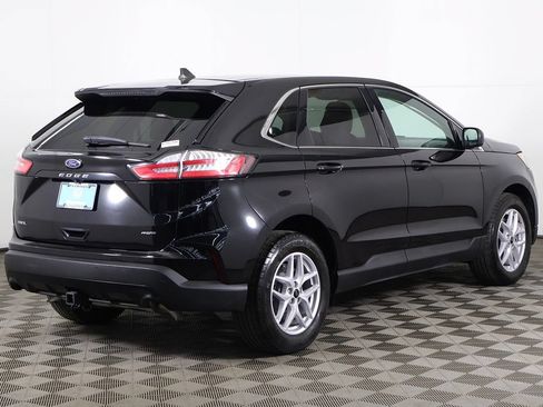 Used 2024 Ford Edge SEL AWD/4WD image 11