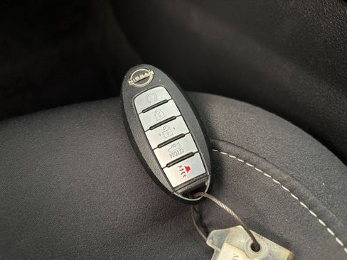 Used 2025 Nissan Altima 2.5 SV FWD image 25