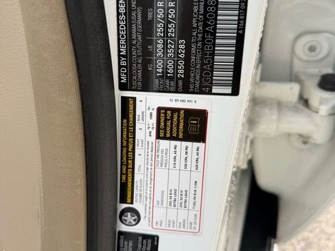 Used 2015 Mercedes-Benz ML 350 ML 350 4MATIC Sport Utility 4D image 25