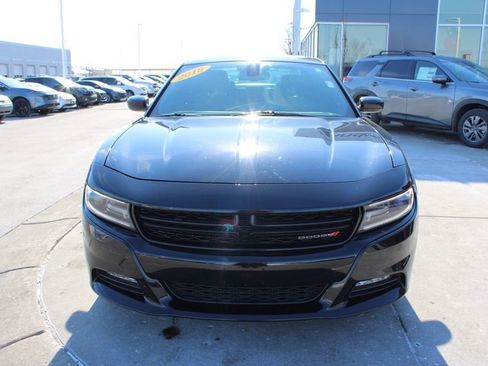 Used 2018 Dodge Charger GT w/ Blacktop Package image 2