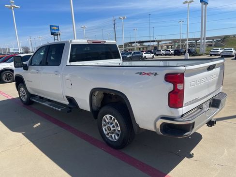 Used 2025 Chevrolet Silverado 2500 LT w/ Convenience Package AWD/4WD image 19