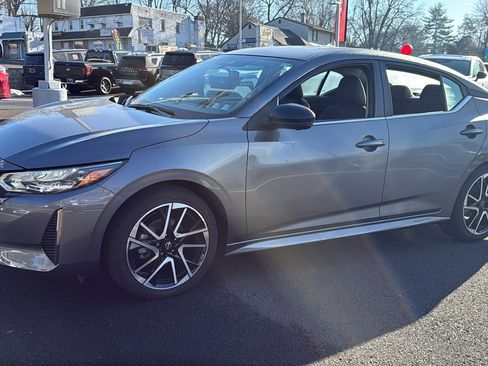 Certified 2024 Nissan Sentra SR w/ SR Premium Package image 3