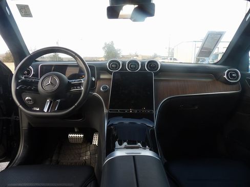 Used 2023 Mercedes-Benz GLC 300 image 20