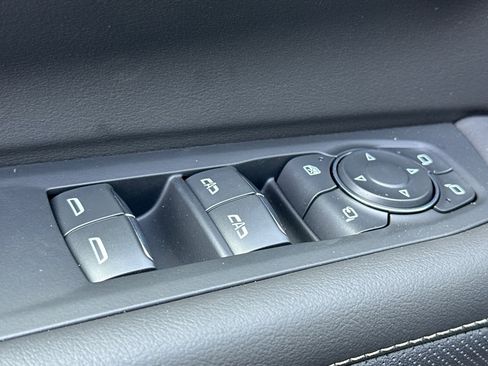 New 2025 Chevrolet Tahoe Premier image 12