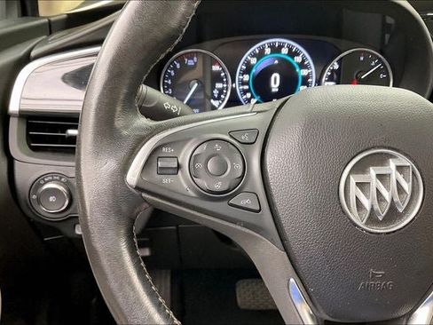 Used 2018 Buick Envision Premium w/ Driver Confidence Package AWD/4WD image 23
