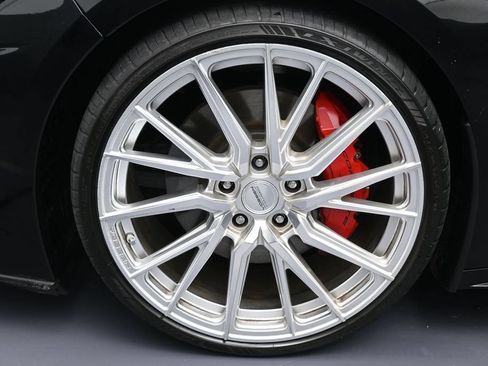 Used 2020 Chevrolet Corvette Stingray Premium Cpe w/ 3LT Preferred Equipment Group RWD image 31