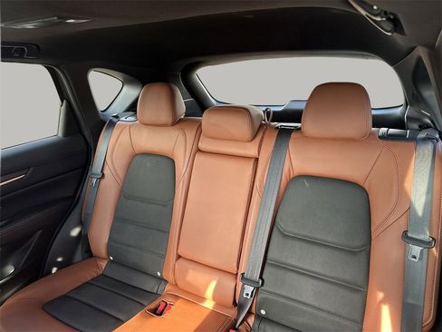 Used 2025 MAZDA CX-5 Carbon Edition image 11