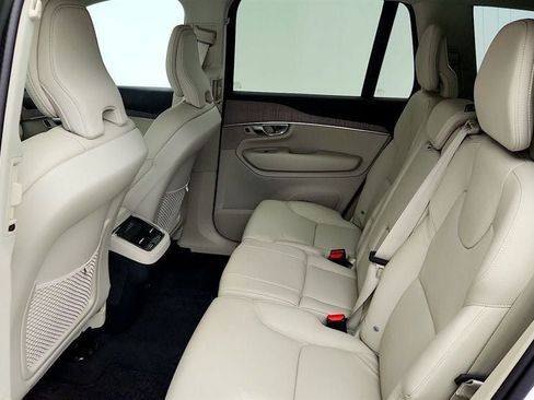 Used 2024 Volvo XC90 B6 Plus w/ Protection Package Premier AWD/4WD image 21