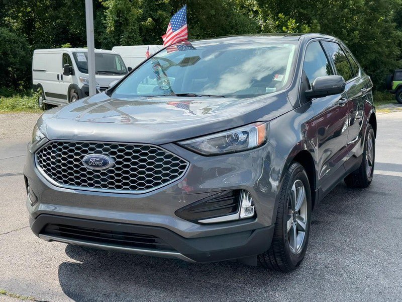Used 2024 Ford Edge SEL w/ Convenience Package AWD/4WD image 9