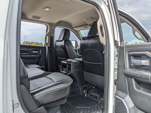 Used 2023 RAM 2500 Laramie AWD/4WD image 54