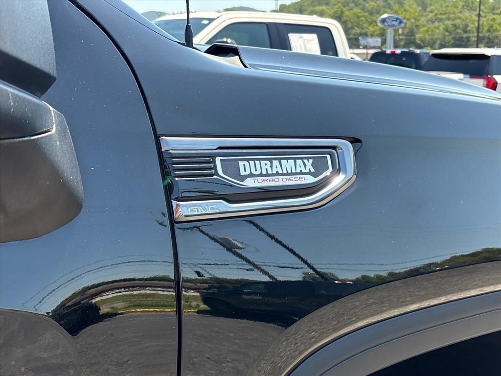 Used 2023 GMC Sierra 1500 AT4 AWD/4WD image 11