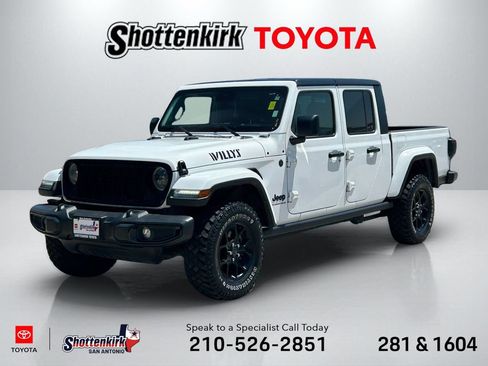 Used 2024 Jeep Gladiator Sport AWD/4WD image 1