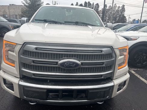 Used 2016 Ford F150 Platinum w/ Equipment Group 701A Luxury image 2
