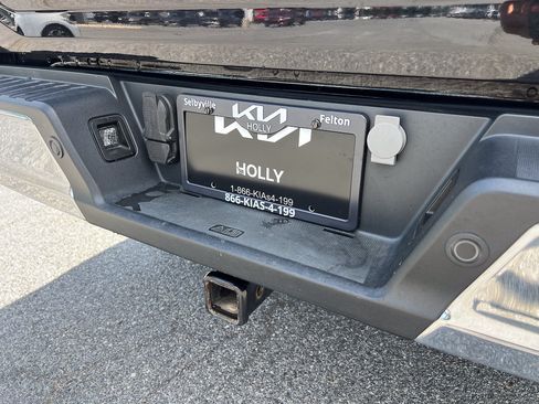 Used 2023 Ford F150 XLT w/ Equipment Group 302A High AWD/4WD image 8