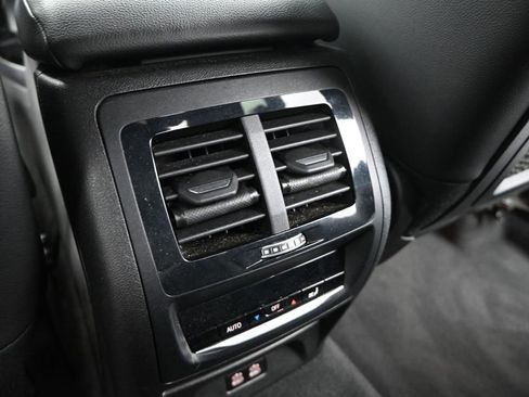 Used 2024 BMW X3 sDrive30i w/ Convenience Package image 18