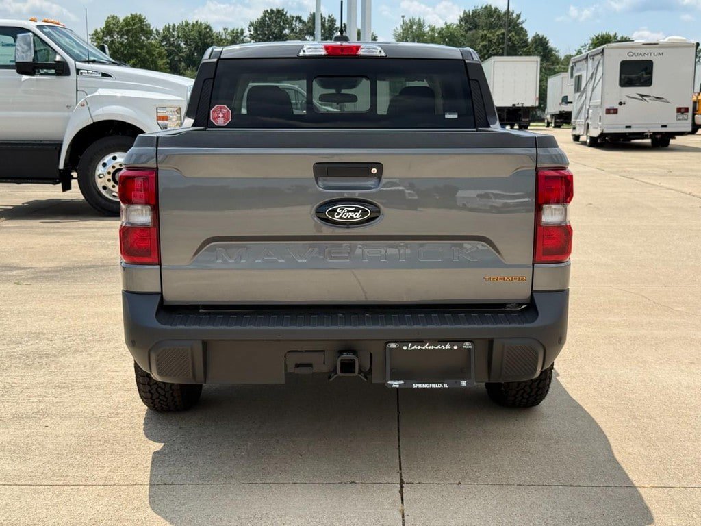 New 2025 Ford Maverick Tremor AWD/4WD image 6