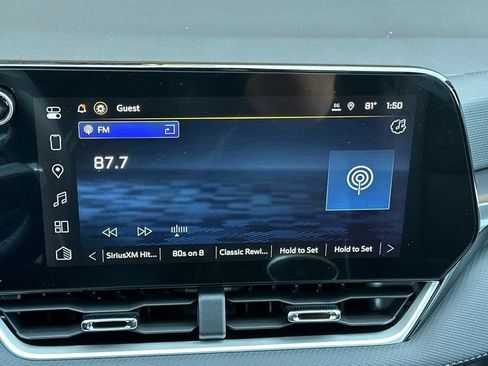 New 2026 Chevrolet Equinox LT w/ Convenience Package II FWD image 19
