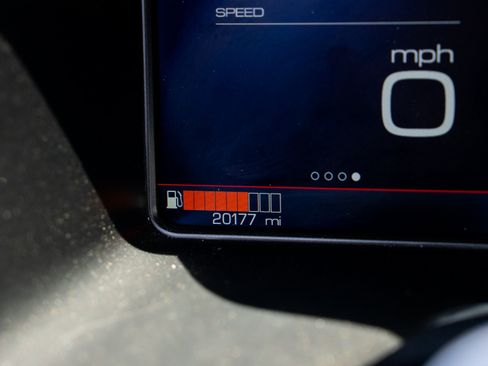 Used 2019 Ferrari 812 Superfast RWD image 40