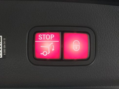 Certified 2026 Mercedes-Benz GLC 300 4MATIC image 28