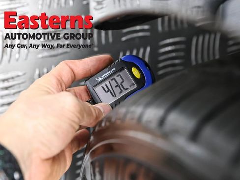 Used 2023 Tesla Model 3 Standard Range image 22