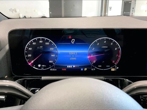 Used 2025 Mercedes-Benz GLA 250 4MATIC image 14