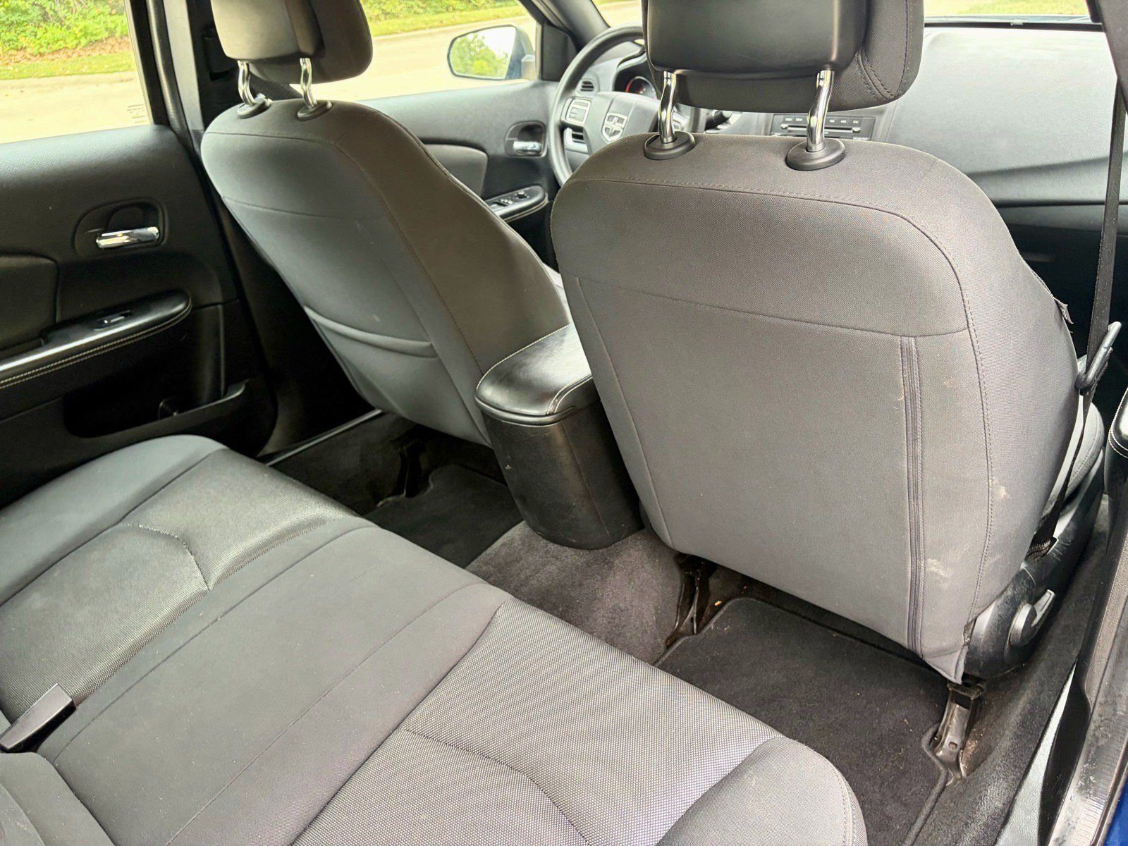 Used 2013 Dodge Avenger SE FWD image 18