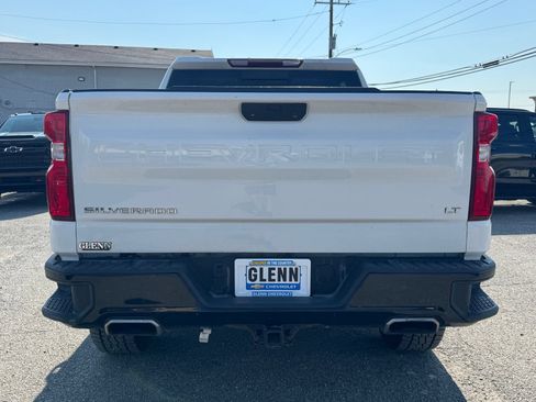 Used 2022 Chevrolet Silverado 1500 LT Trail Boss w/ Convenience Package II AWD/4WD image 7
