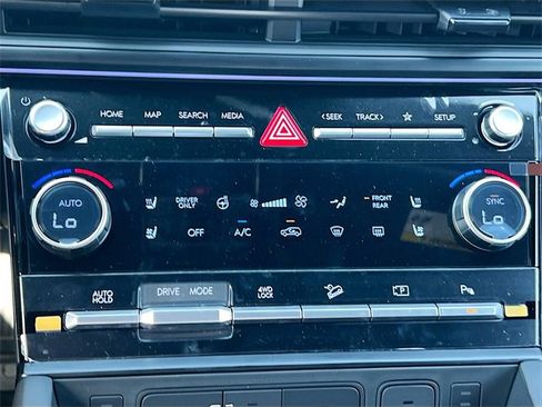 New 2025 Hyundai Santa Fe Calligraphy image 16