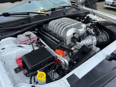 Used 2021 Dodge Challenger SRT Hellcat w/ Plus Package image 18