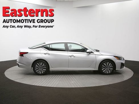 Used 2023 Nissan Altima 2.5 SV image 44