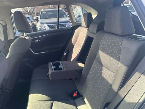 Used 2019 Toyota RAV4 XLE image 35