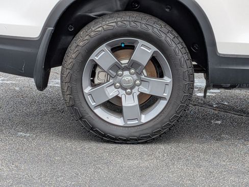Used 2025 Honda Ridgeline TrailSport image 15