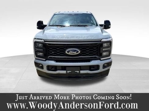 Used 2024 Ford F250 Lariat w/ Lariat Ultimate Package AWD/4WD image 4