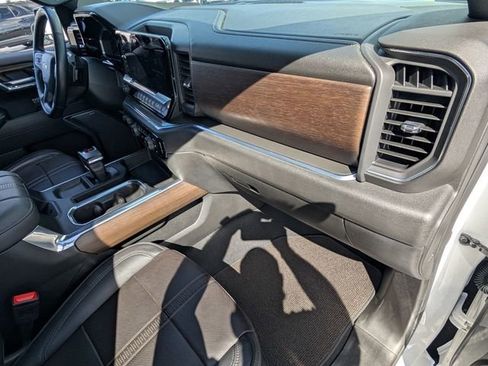 Used 2024 Chevrolet Silverado 1500 High Country image 20