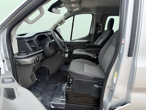 Used 2021 Ford Transit 350 XLT RWD image 15