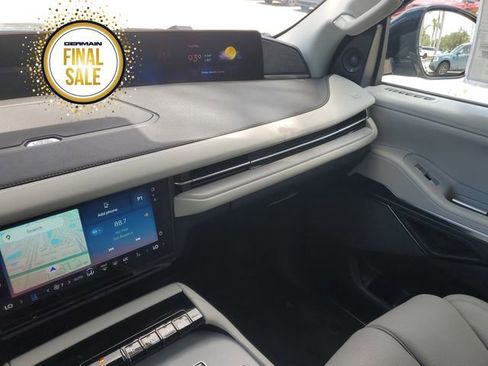 New 2025 Lincoln Navigator Reserve image 31