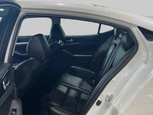 Used 2016 Nissan Maxima 3.5 SV FWD image 17