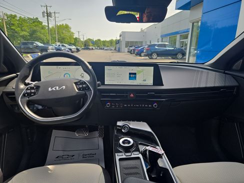 Used 2022 Kia EV6 GT-Line w/ GT-Line White Seat Package AWD/4WD image 3
