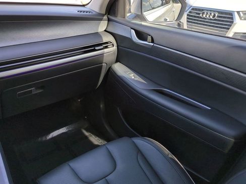Used 2025 Hyundai Palisade Limited image 17