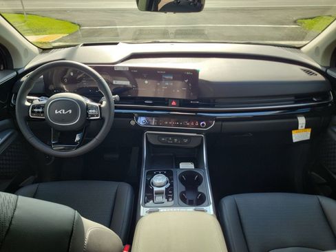 New 2026 Kia Carnival SX Prestige FWD image 18