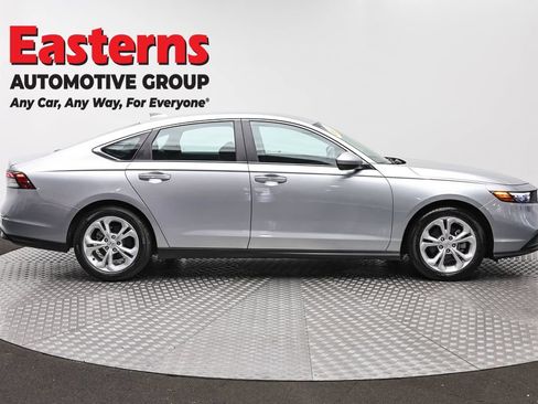 Used 2025 Honda Accord LX image 4
