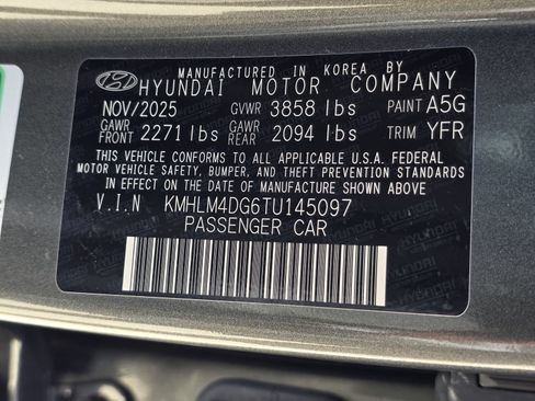 Certified 2026 Hyundai Elantra Sport FWD image 32