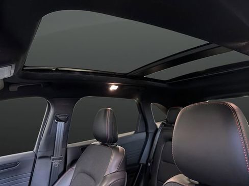 Certified 2025 Ford Escape ST-Line Elite w/ Tech Pack #1 image 7