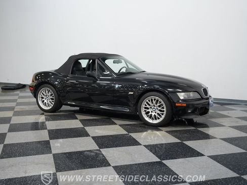Used 2002 BMW Z3 3.0i image 16