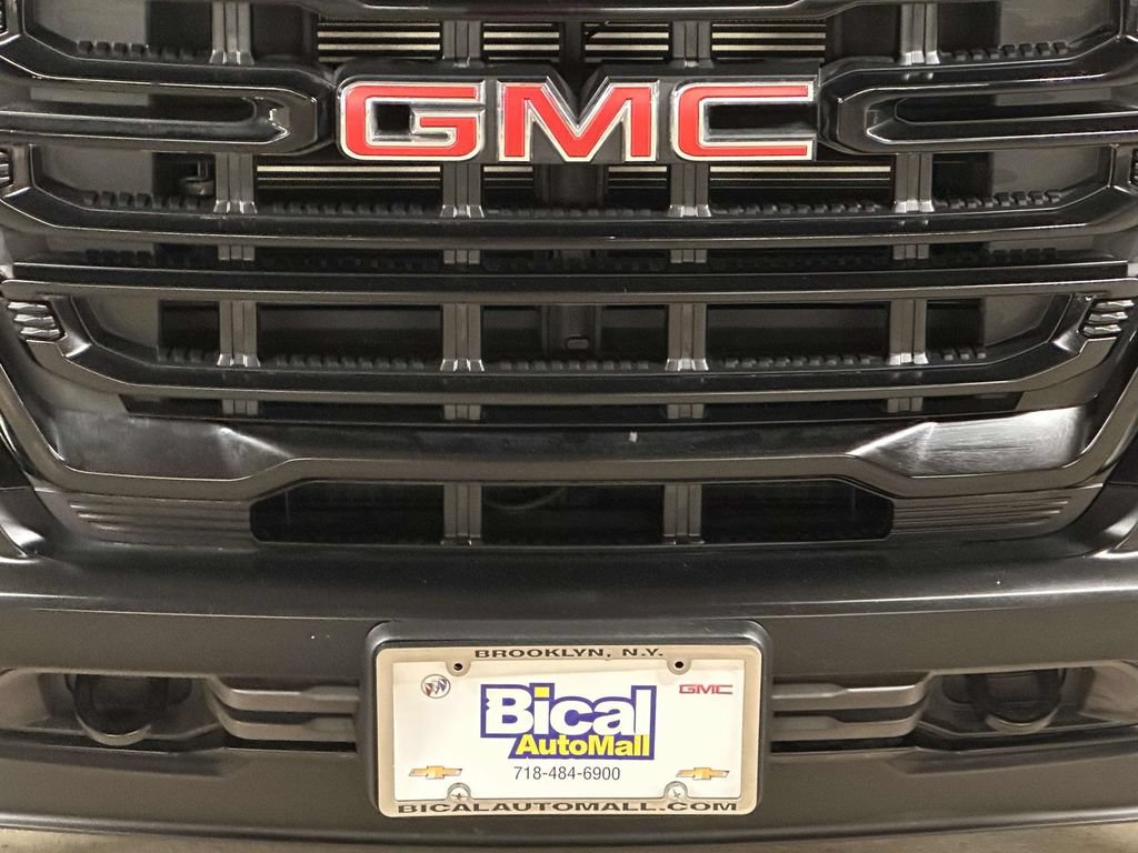 Certified 2022 GMC Canyon Elevation w/ Elevation Premium Package AWD/4WD image 9