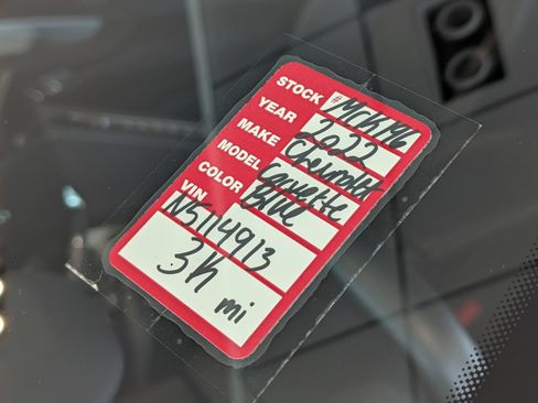 Used 2022 Chevrolet Corvette Stingray Preferred Cpe w/ Z51 Performance Package RWD image 42