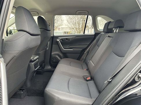 Certified 2019 Toyota RAV4 LE image 16